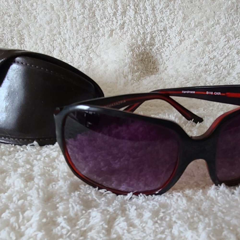 BCBG Max Azria Sunglasses with Case (EUC)